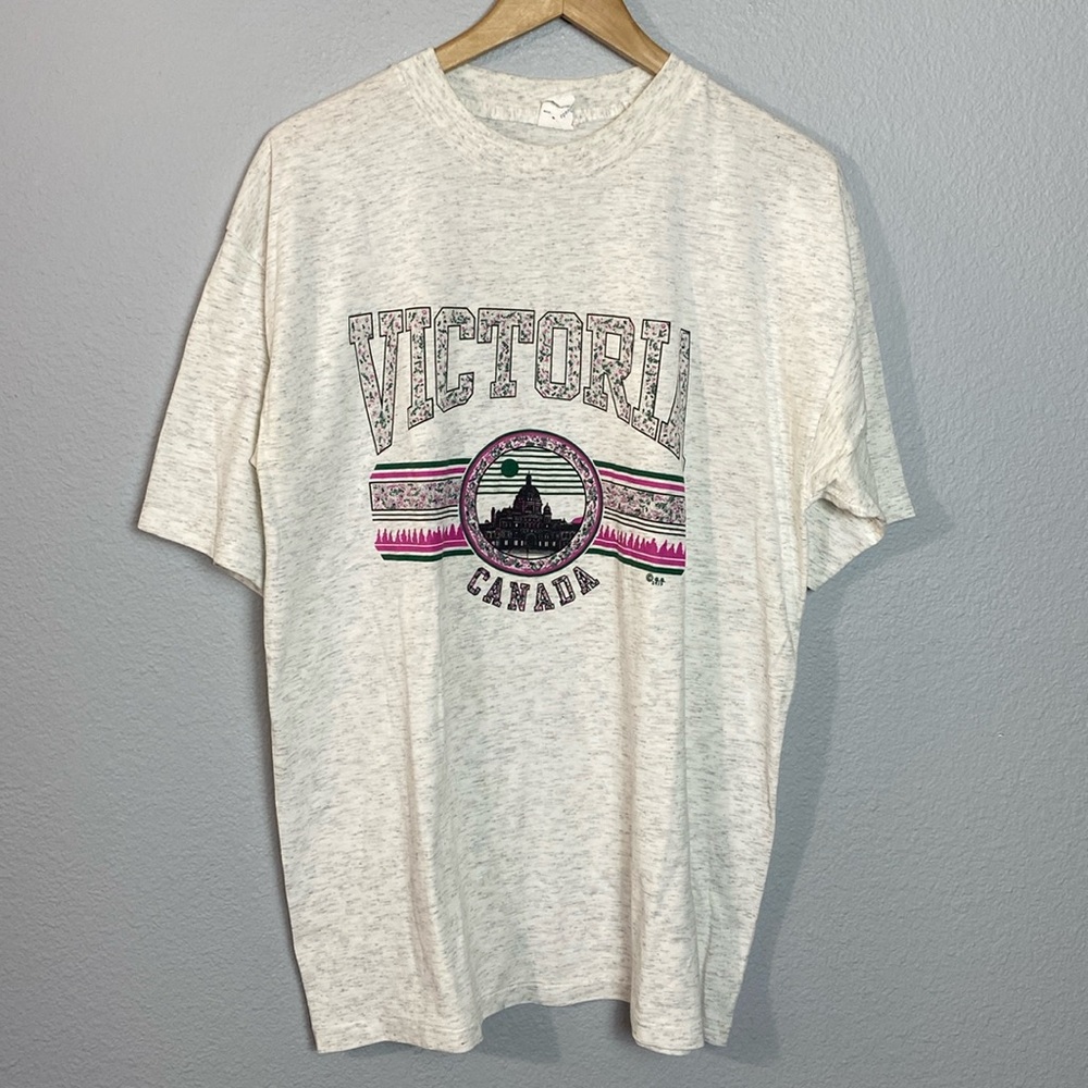 Vintage‎ Victoria Canada T-Shirt